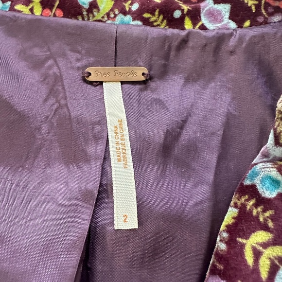 FREE PEOPLE Floral Velvet Boho Preppy Fall Winter Blazer Pylurple Jacket.Sz 2 . - Picture 6 of 8